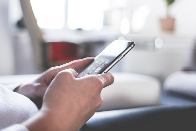 仕事用に二台のスマホを持つ場合の使い分け方 ヒカカク